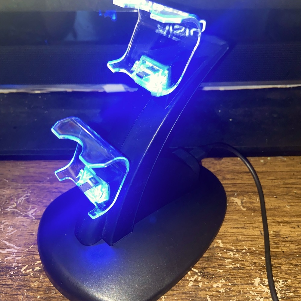 PS4 Charger Stand